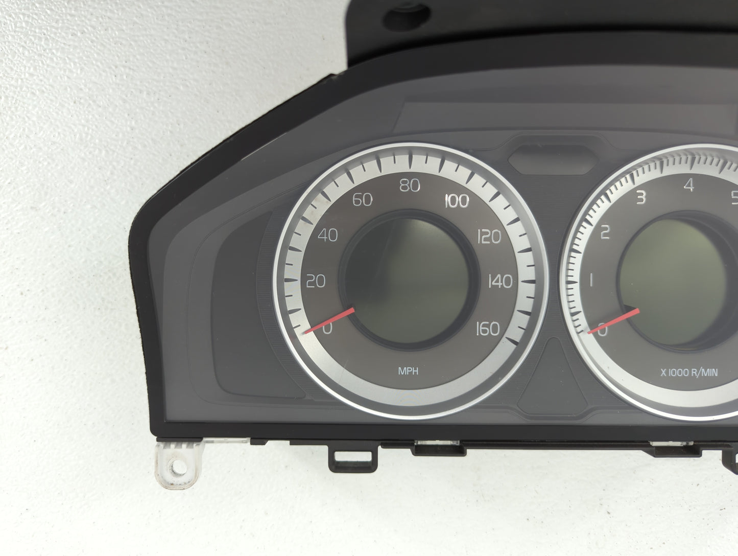 2012 Volvo V60 Instrument Cluster Speedometer Gauges P/N:31343326AA 31296371AB Fits Fits 2011 2013 2014 OEM Used Auto Parts 