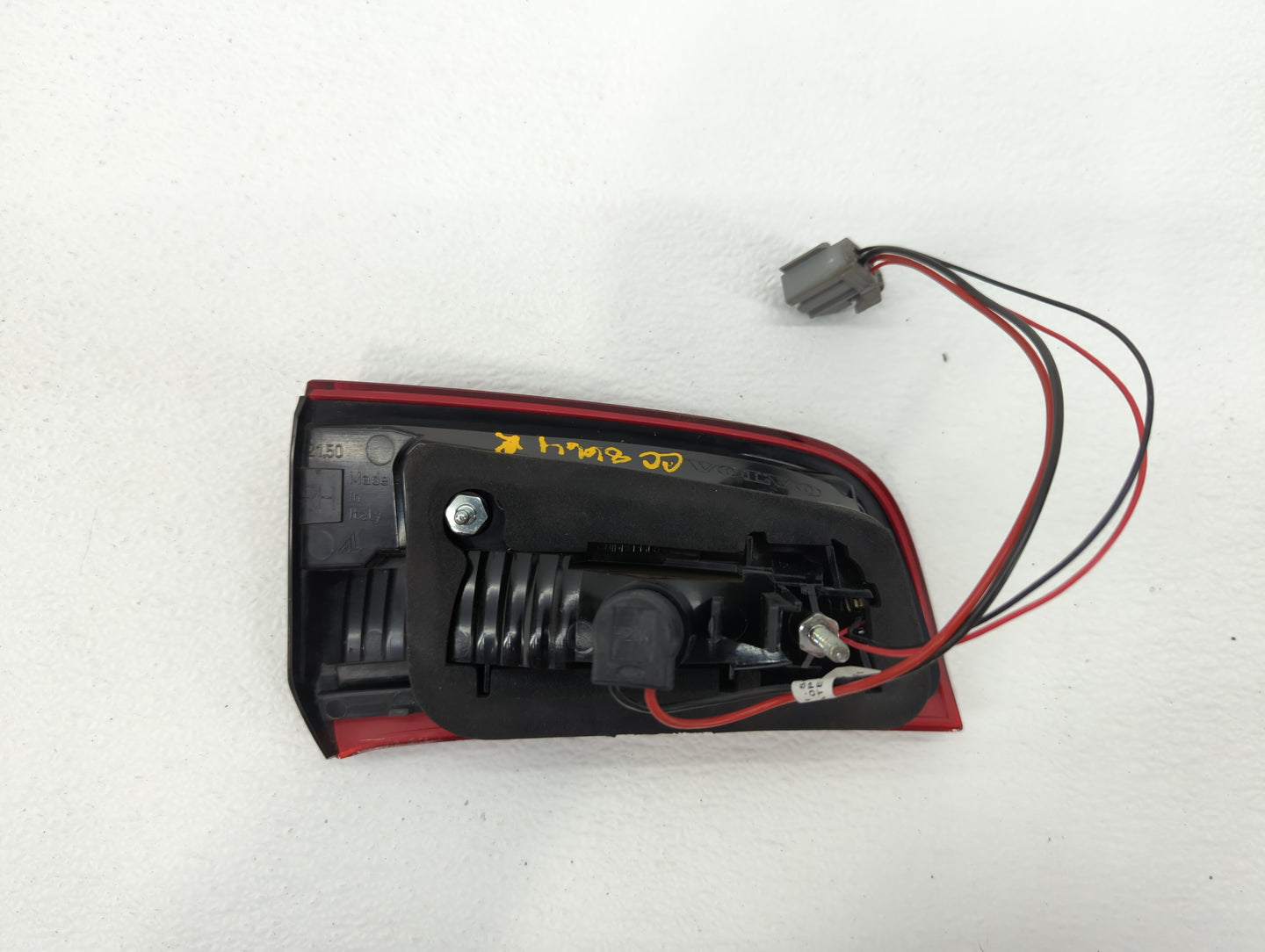 2013 Volvo V60 Tail Light Assembly Passenger Right OEM P/N:30796272 Fits Fits 2011 2012 2014 2015 2016 2017 2018 OEM Used Au