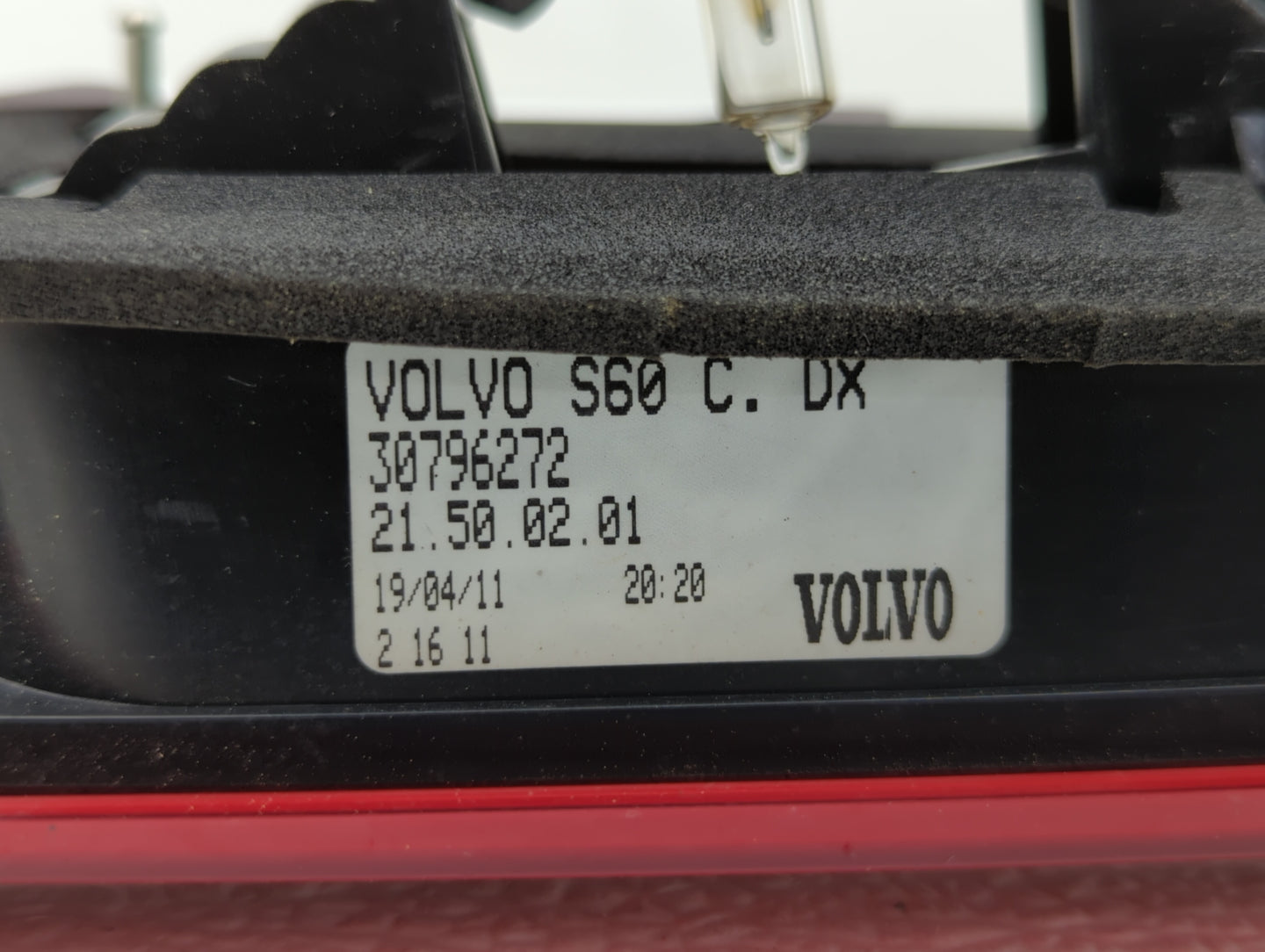 2013 Volvo V60 Tail Light Assembly Passenger Right OEM P/N:30796272 Fits Fits 2011 2012 2014 2015 2016 2017 2018 OEM Used Au