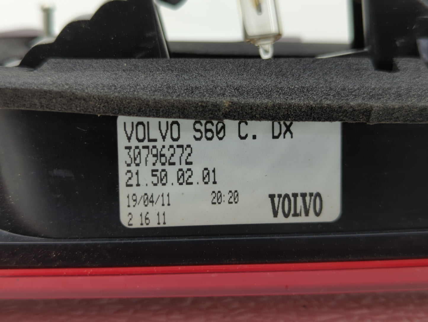 2013 Volvo V60 Tail Light Assembly Passenger Right OEM P/N:30796272 Fits Fits 2011 2012 2014 2015 2016 2017 2018 OEM Used Au