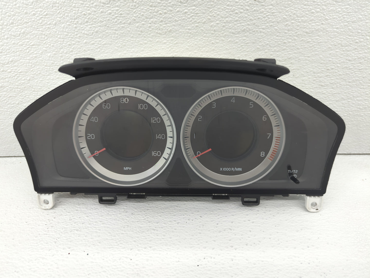 2013 Volvo V60 Instrument Cluster Speedometer Gauges P/N:31343326AA 31296371AB Fits Fits 2011 2012 2014 OEM Used Auto Parts 
