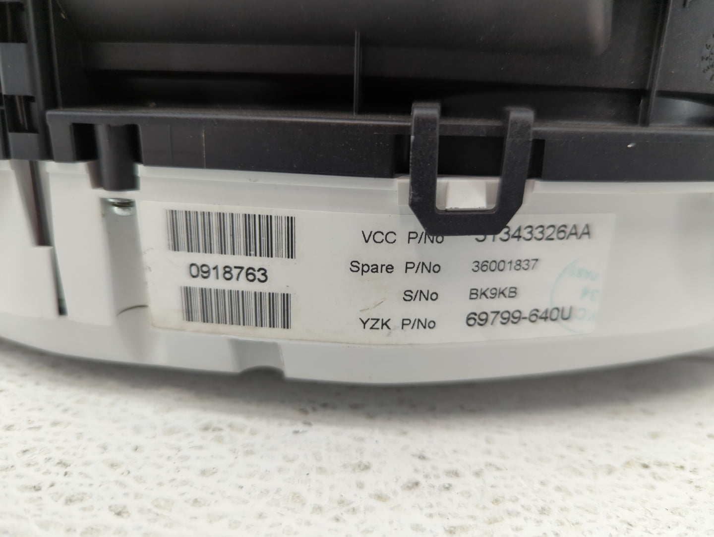 2013 Volvo V60 Instrument Cluster Speedometer Gauges P/N:31343326AA 31296371AB Fits Fits 2011 2012 2014 OEM Used Auto Parts 