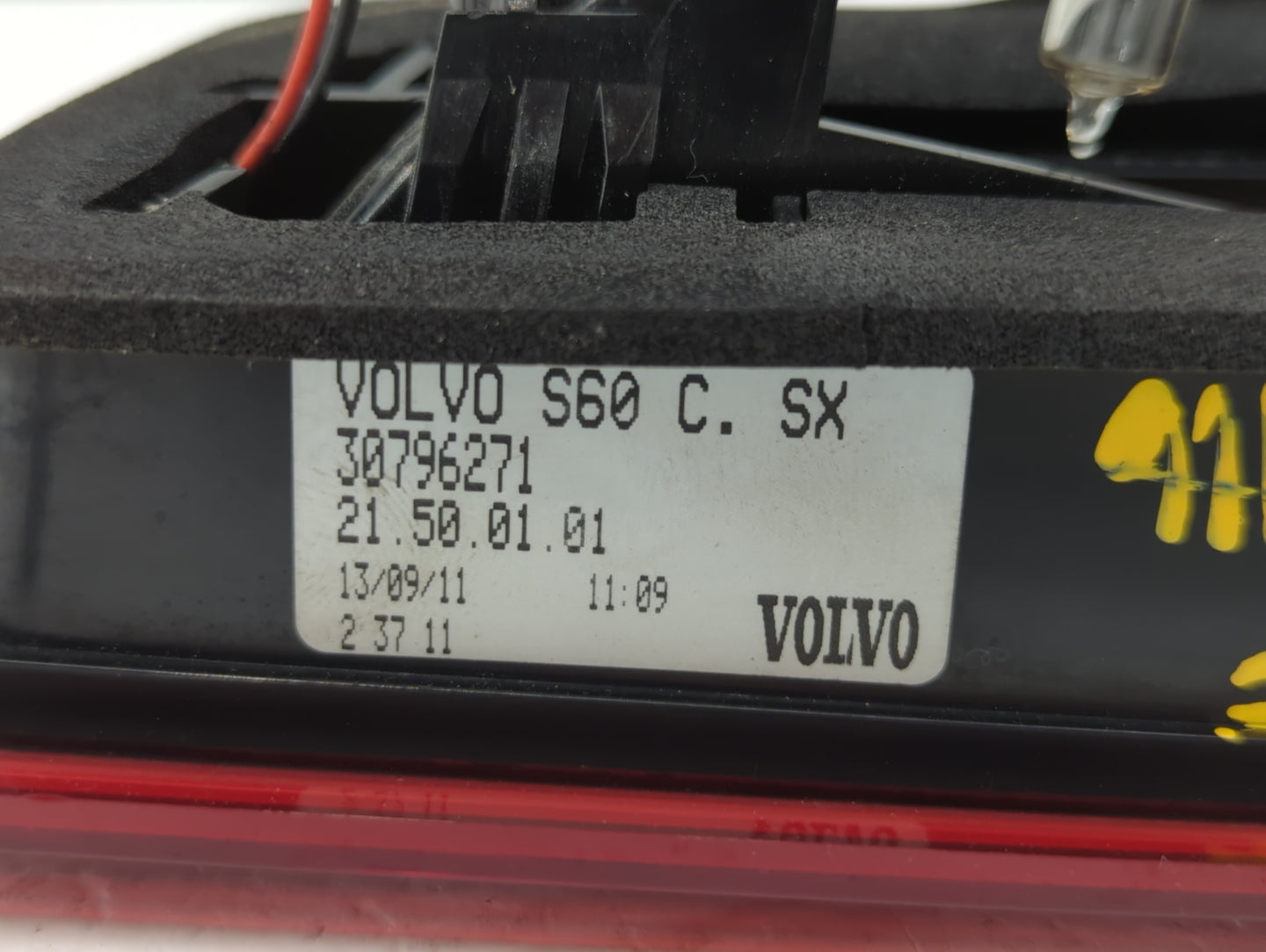 2013 Volvo V60 Tail Light Assembly Driver Left OEM P/N:30796271 Fits Fits 2011 2012 2014 2015 2016 2017 2018 OEM Used Auto P