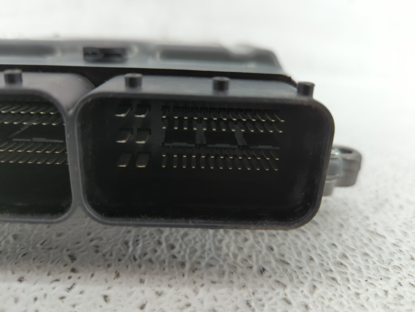 2012 Volvo V60 PCM Engine Control Computer ECU ECM PCU OEM P/N:1343 0413 1344 0576, 1344 0798, 0 261 209 563, 0 261 209 108 