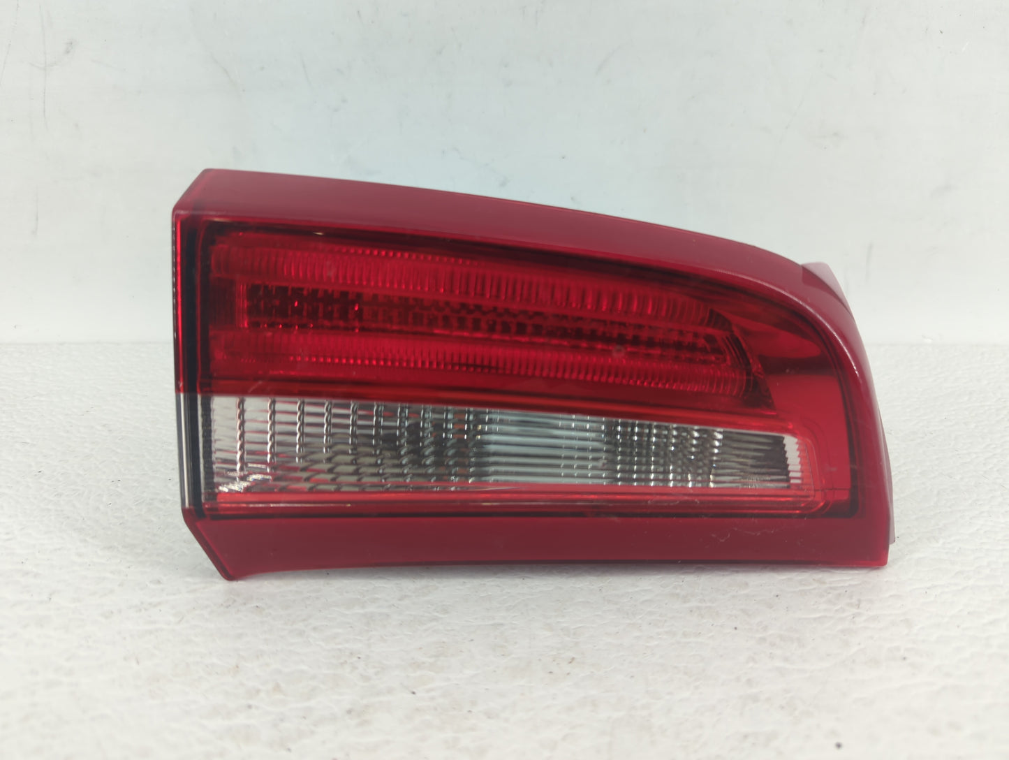 2013 Volvo V60 Tail Light Assembly Driver Left OEM P/N:30796271 Fits Fits 2011 2012 2014 2015 2016 2017 2018 OEM Used Auto P