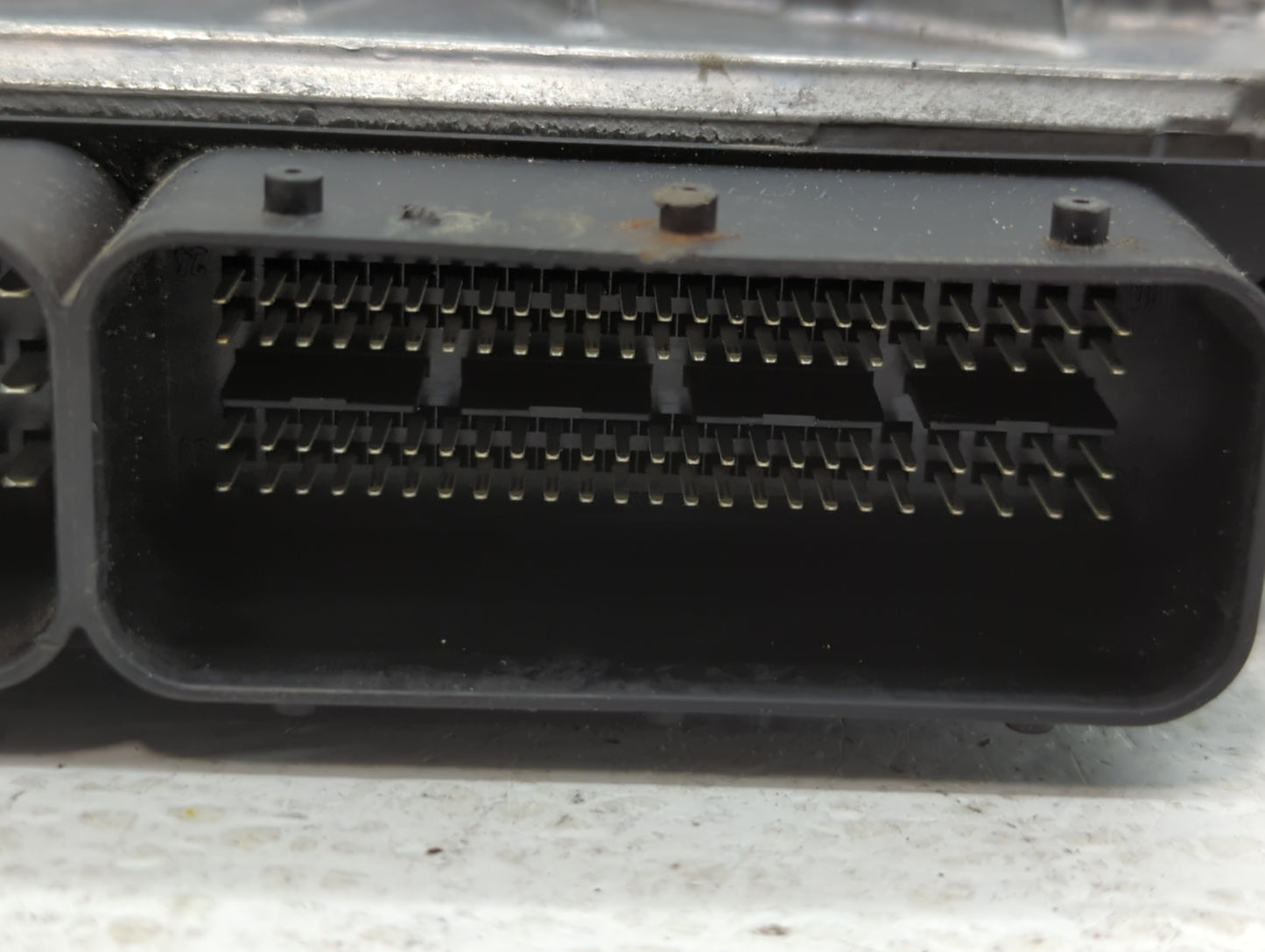 2012 Volvo V60 PCM Engine Control Computer ECU ECM PCU OEM P/N:31286086 Fits OEM Used Auto Parts - Oemusedautoparts1.com