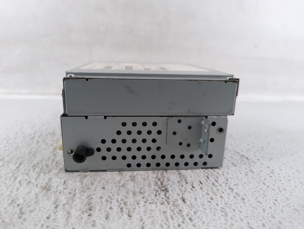 2013-2013 Volvo V60 Am Fm Cd Player Radio Receiver 530584 - Oemusedautoparts1.com