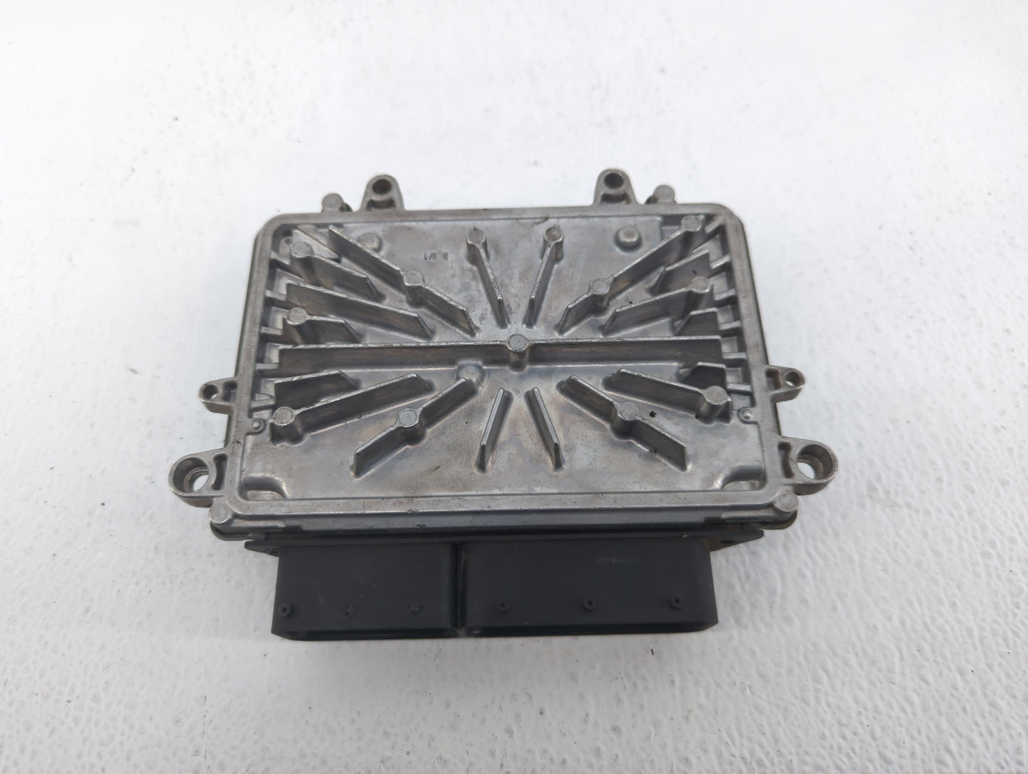 2012 Volvo V60 PCM Engine Control Computer ECU ECM PCU OEM P/N:0 261 209 108 Fits OEM Used Auto Parts - Oemusedautoparts1.co