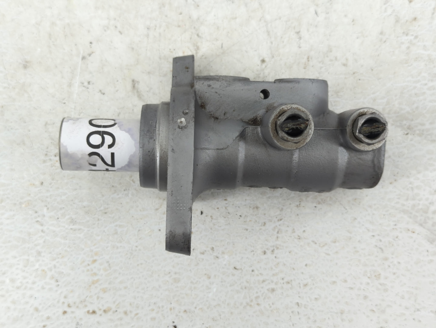 2013-2016 Volvo V60 Brake Master Cylinder - Oemusedautoparts1.com
