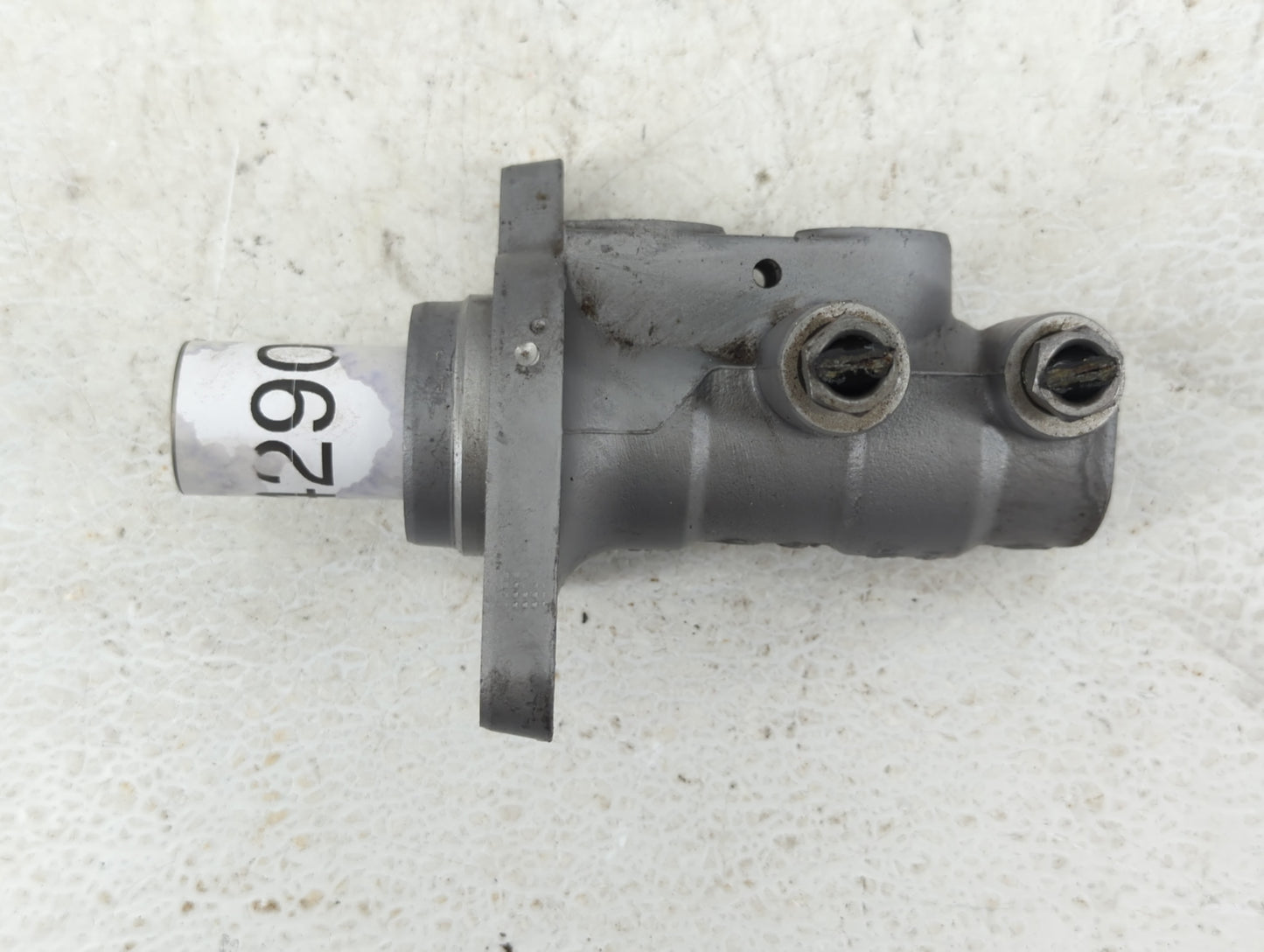 2013-2016 Volvo V60 Brake Master Cylinder - Oemusedautoparts1.com