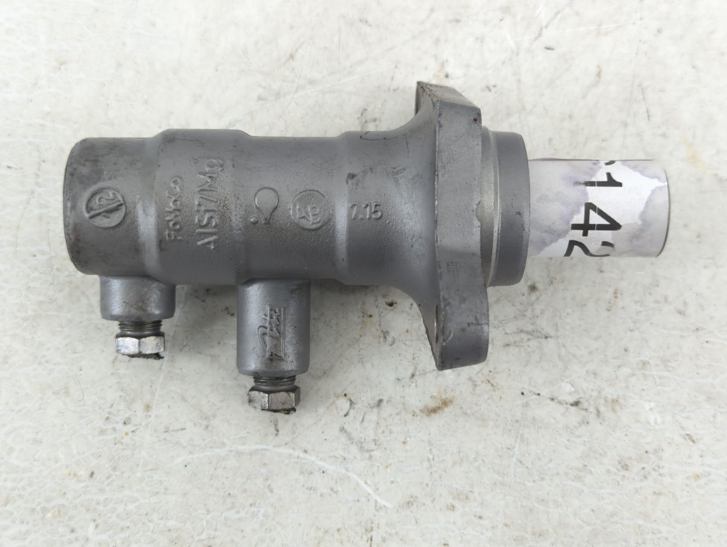 2013-2016 Volvo V60 Brake Master Cylinder - Oemusedautoparts1.com