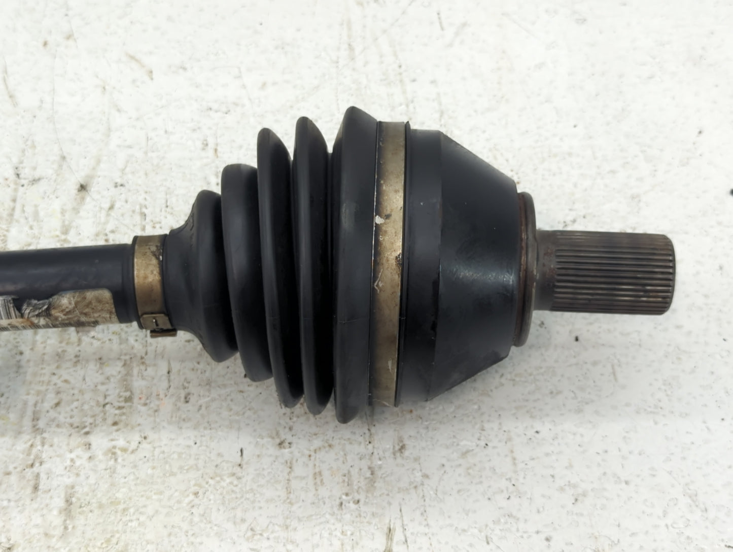 Volvo V60 Axle Shaft Front Passenger Cv C/v - Oemusedautoparts1.com