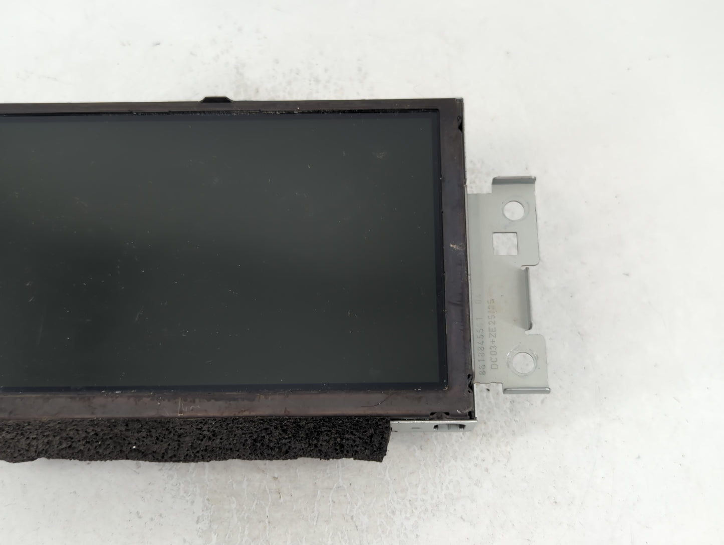 2013-2013 Volvo V60 Information Display Screen - Oemusedautoparts1.com