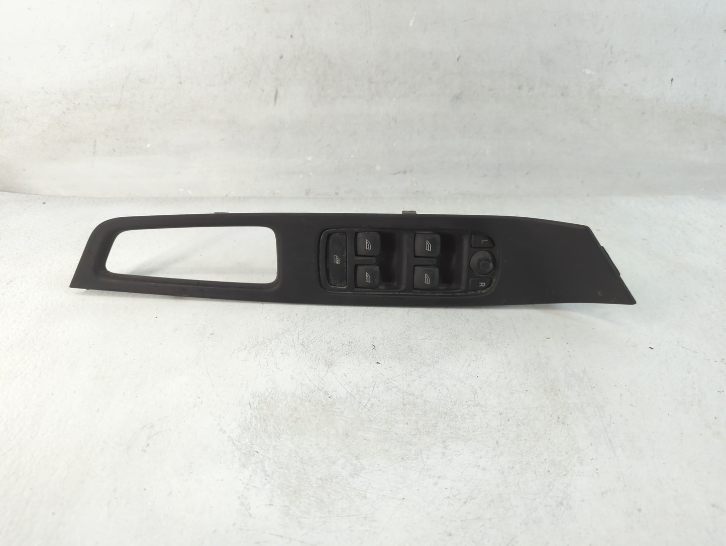 2013 Volvo V60 Master Power Window Switch Replacement Driver Side Left P/N:31234845 HW05 CWEB02 Fits Fits 2011 2012 OEM Used