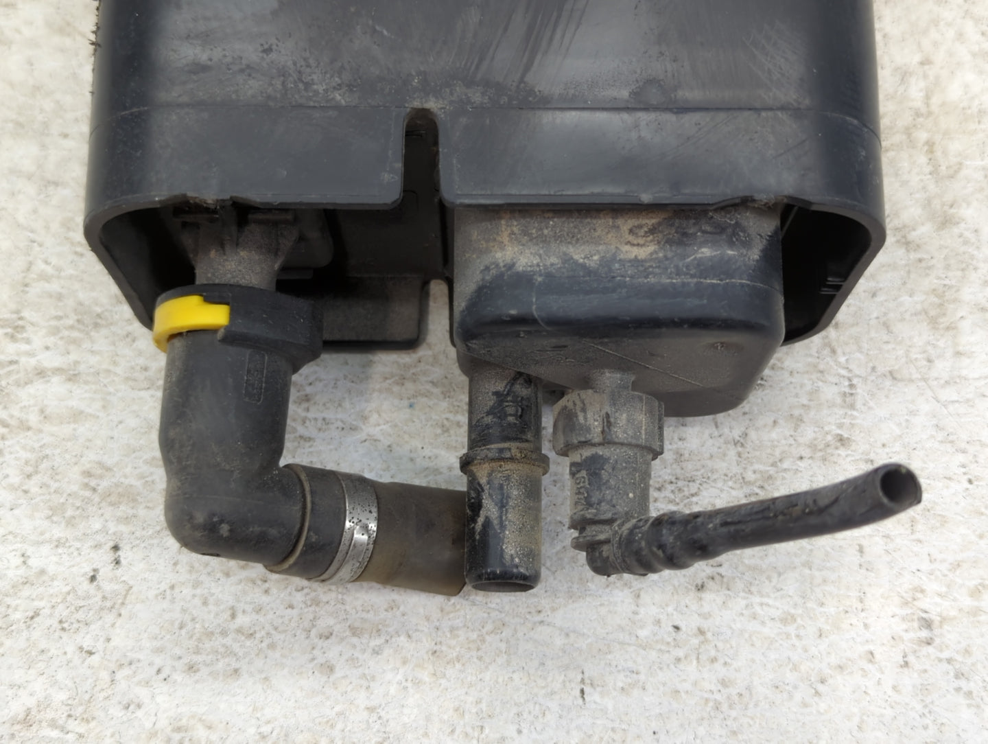 2012 Volvo V60 Fuel Vapor Charcoal Canister - Oemusedautoparts1.com