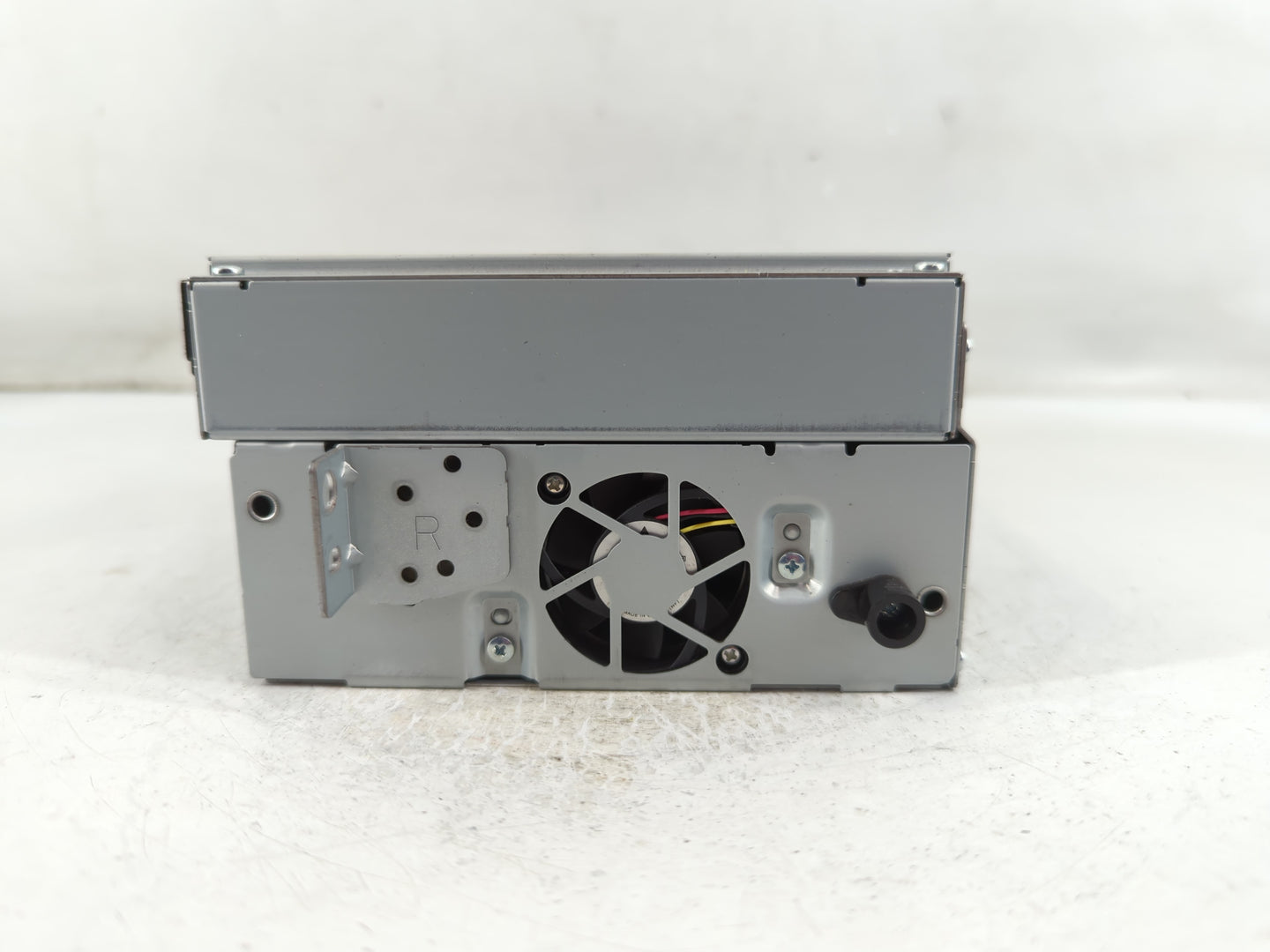 2013 Volvo V60 Radio AM FM Cd Player Receiver Replacement P/N:CF6N-18C815-BA Fits Fits 2011 2012 2014 2015 OEM Used Auto Par