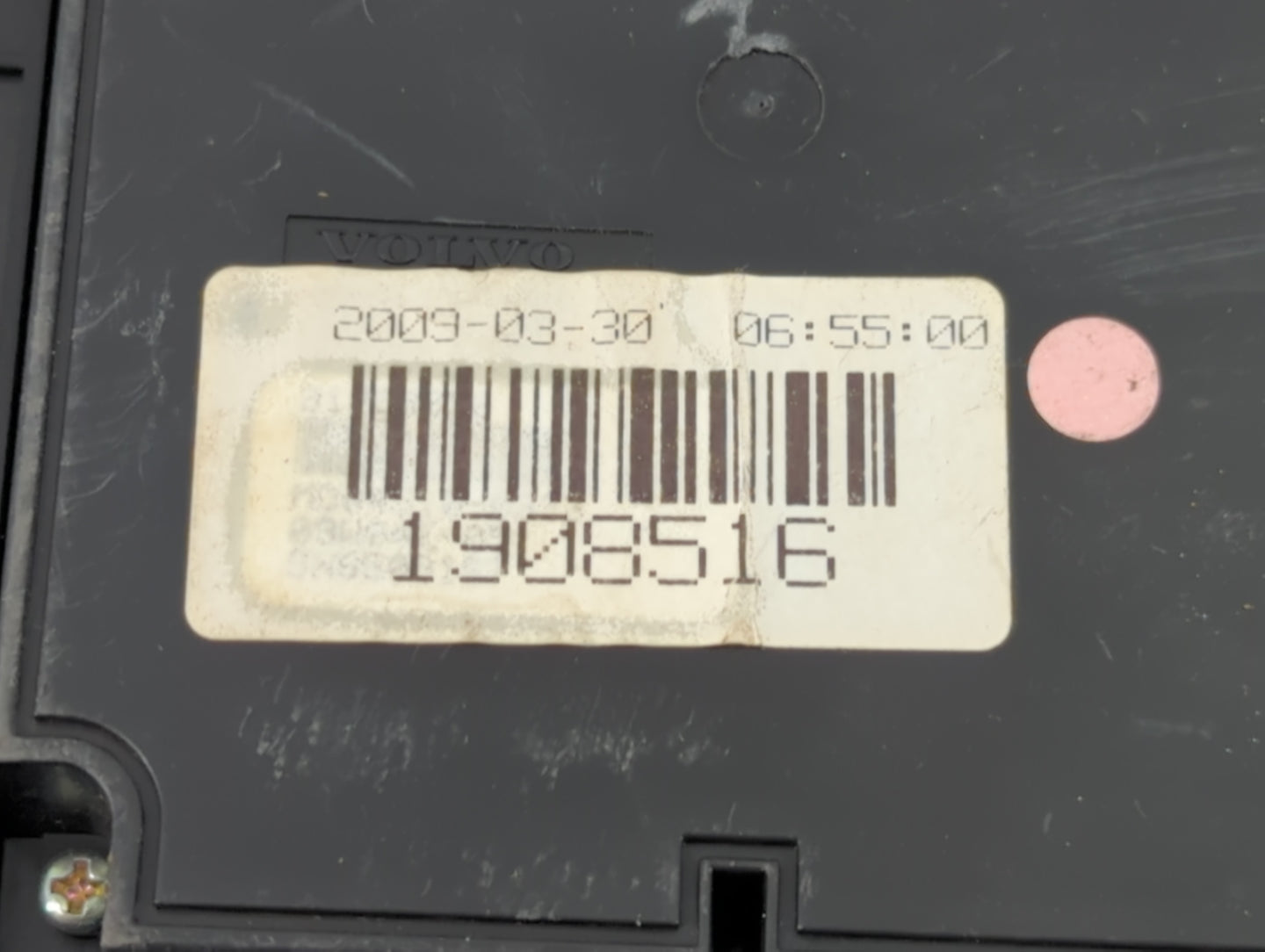 2012 Volvo V70 Radio AM FM Cd Player Receiver Replacement P/N:1908516 Fits OEM Used Auto Parts - Oemusedautoparts1.com