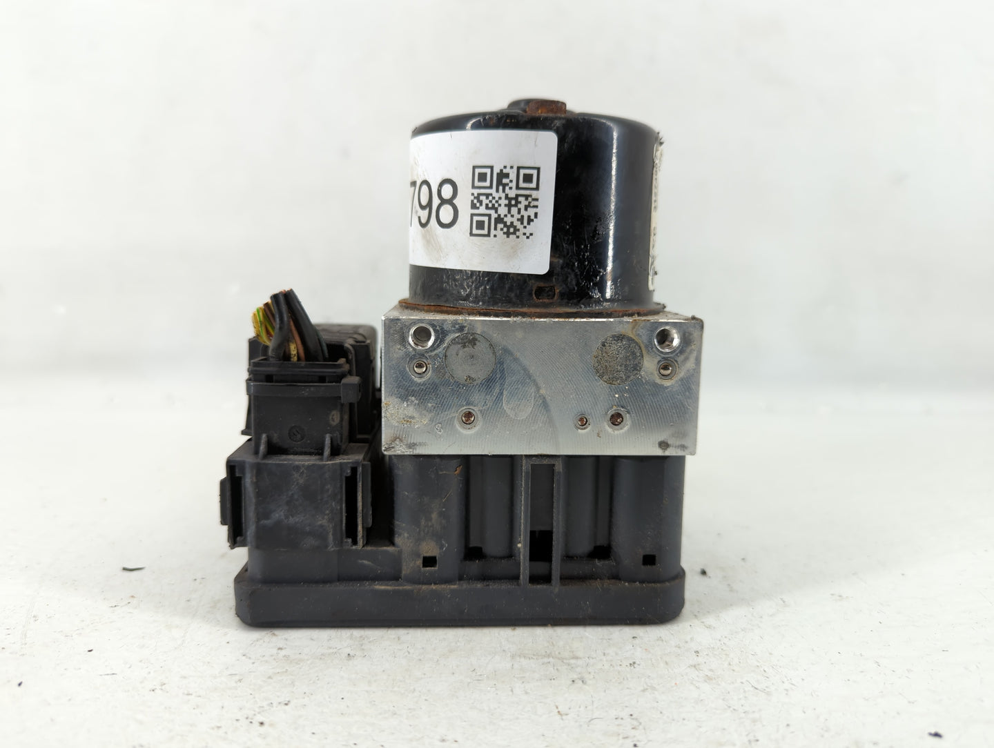 2009-2010 Volvo V70 ABS Pump Control Module Replacement P/N:31274907 Fits Fits 2008 2009 2010 2011 2012 2013 OEM Used Auto P