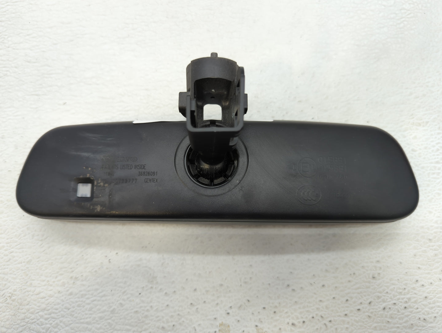 2012 Volvo V70 Interior Rear View Mirror Replacement OEM P/N:E11015891 Fits Fits 2011 2013 OEM Used Auto Parts - Oemusedauto