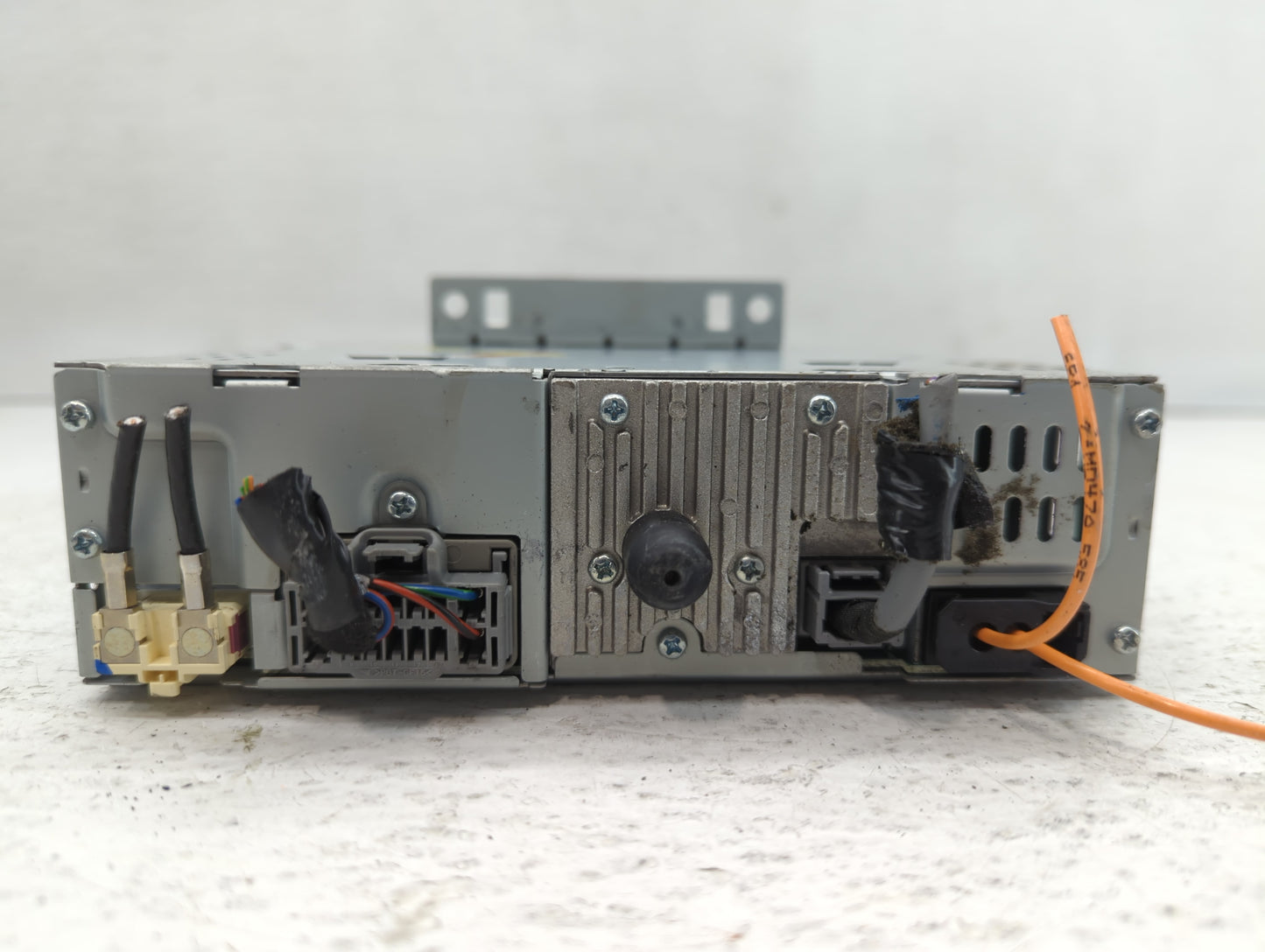 2012 Volvo V70 Radio AM FM Cd Player Receiver Replacement P/N:31328060 Fits Fits 2009 2010 2011 2013 OEM Used Auto Parts - O