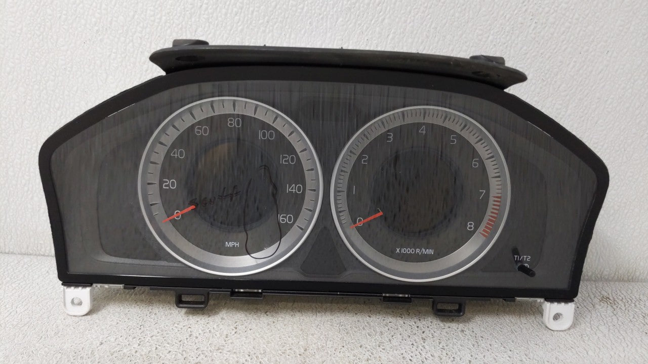 2014 Volvo Xc60 Instrument Cluster Speedometer Gauges P/N:31343326AA 31296371AB Fits Fits 2011 2012 2013 OEM Used Auto Parts