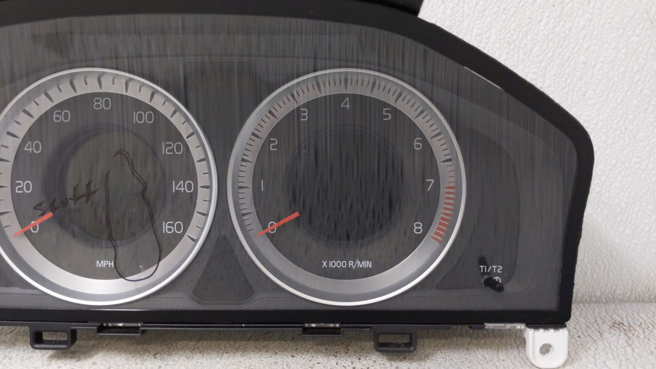 2014 Volvo Xc60 Instrument Cluster Speedometer Gauges P/N:31343326AA 31296371AB Fits Fits 2011 2012 2013 OEM Used Auto Parts