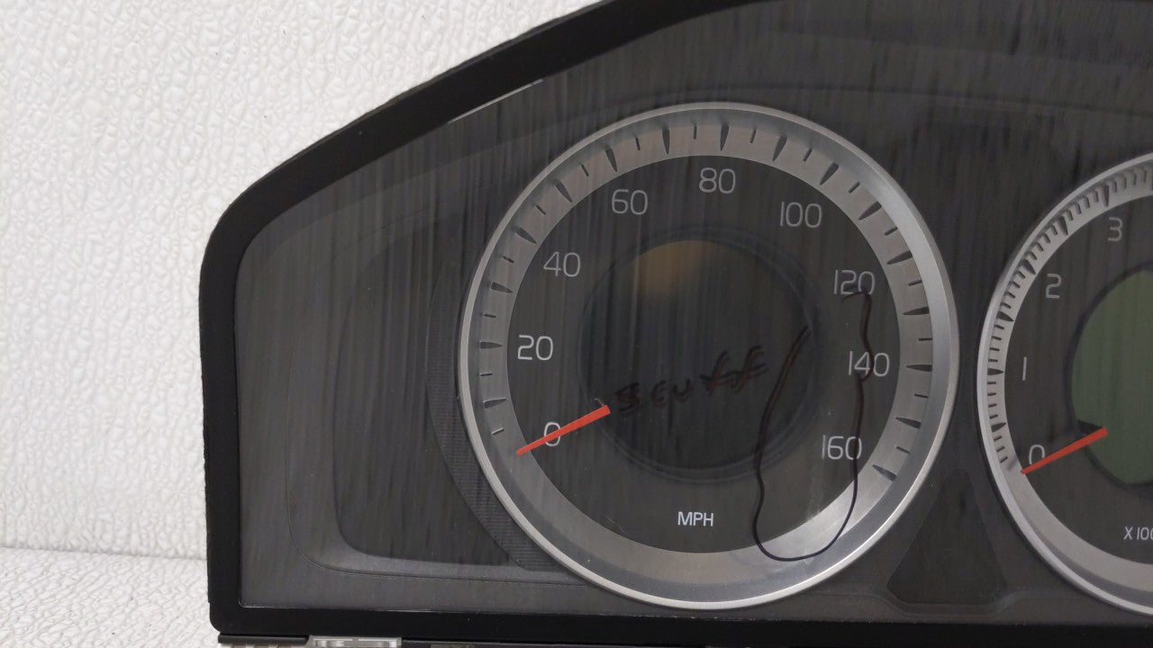 2014 Volvo Xc60 Instrument Cluster Speedometer Gauges P/N:31343326AA 31296371AB Fits Fits 2011 2012 2013 OEM Used Auto Parts