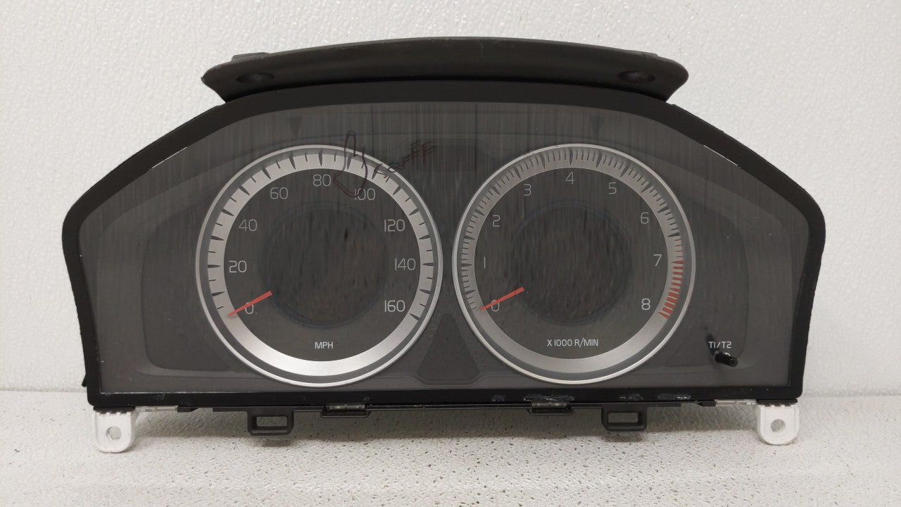 2014 Volvo Xc60 Instrument Cluster Speedometer Gauges P/N:31343326AA 31296371AB Fits Fits 2011 2012 2013 OEM Used Auto Parts