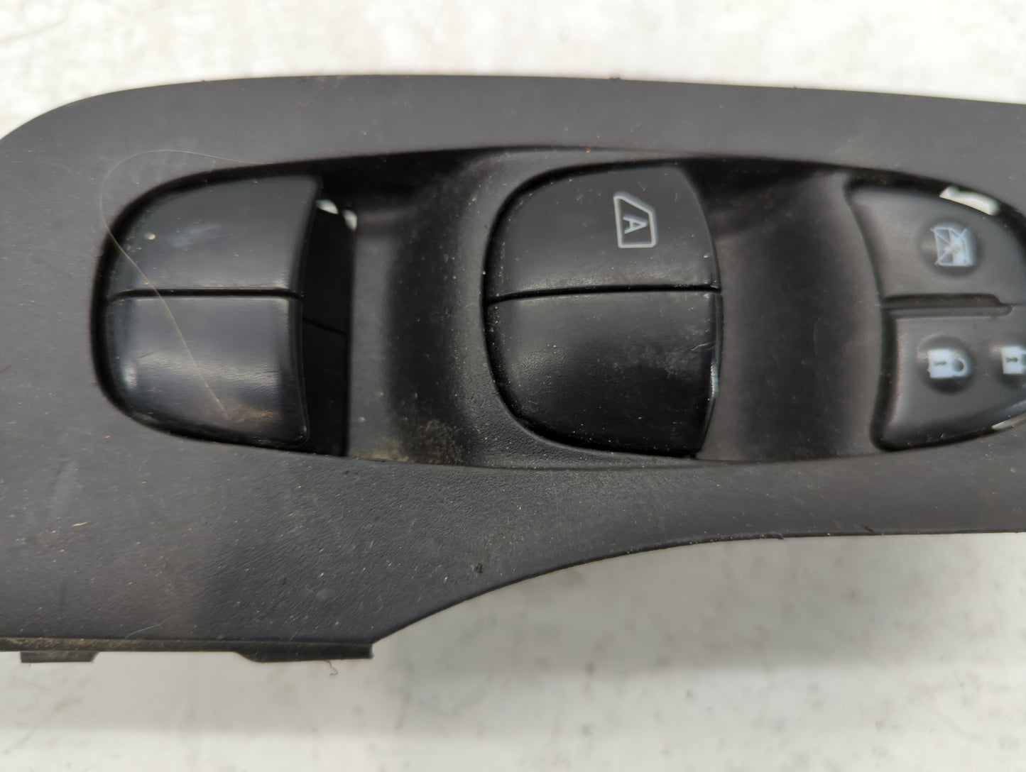 2015-2020 Chevrolet Tahoe Master Power Window Switch Replacement Driver Side Left P/N:25401 3TA5A 23427094 Fits OEM Used Aut