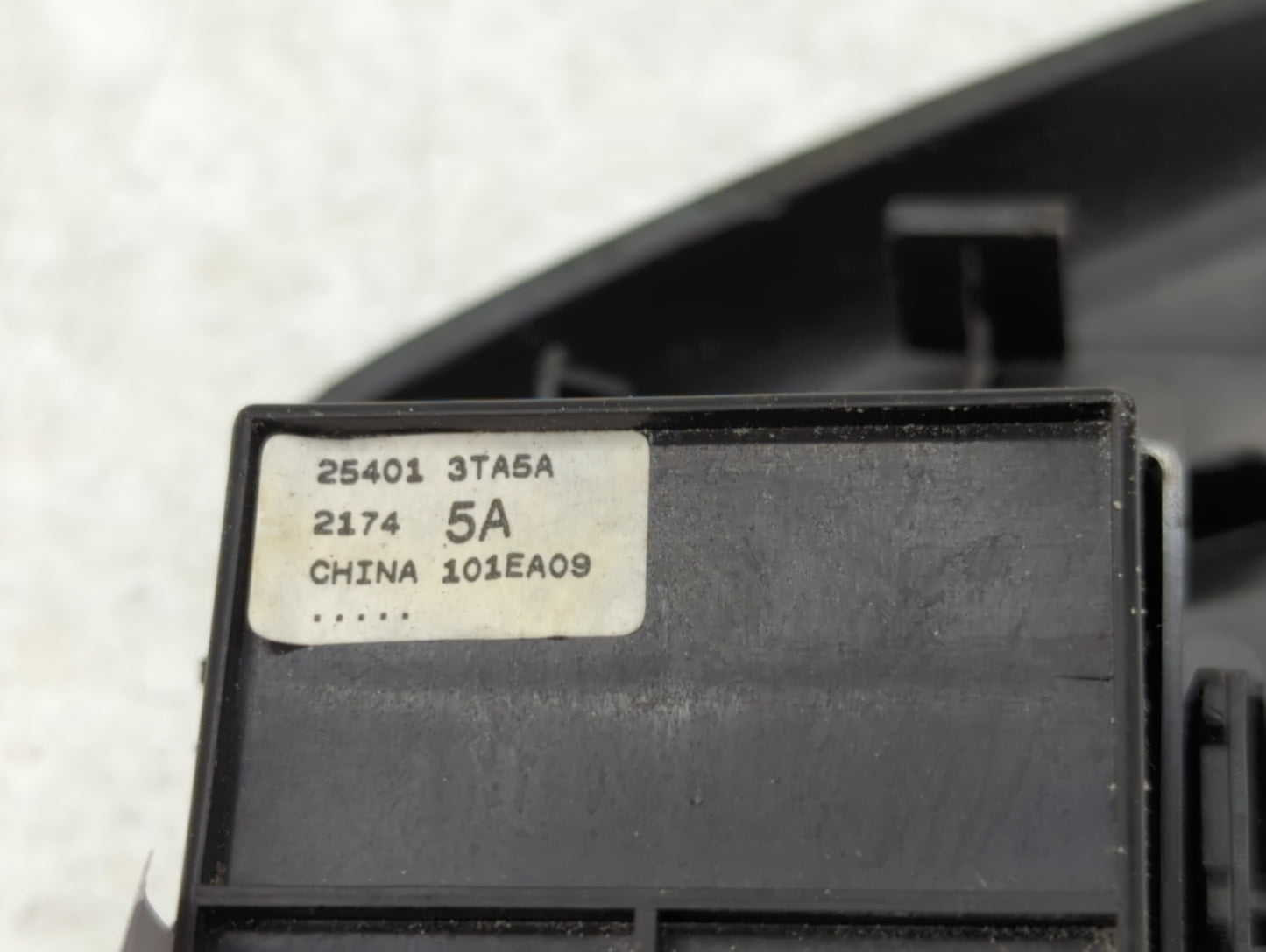 2015-2020 Chevrolet Tahoe Master Power Window Switch Replacement Driver Side Left P/N:25401 3TA5A 23427094 Fits OEM Used Aut