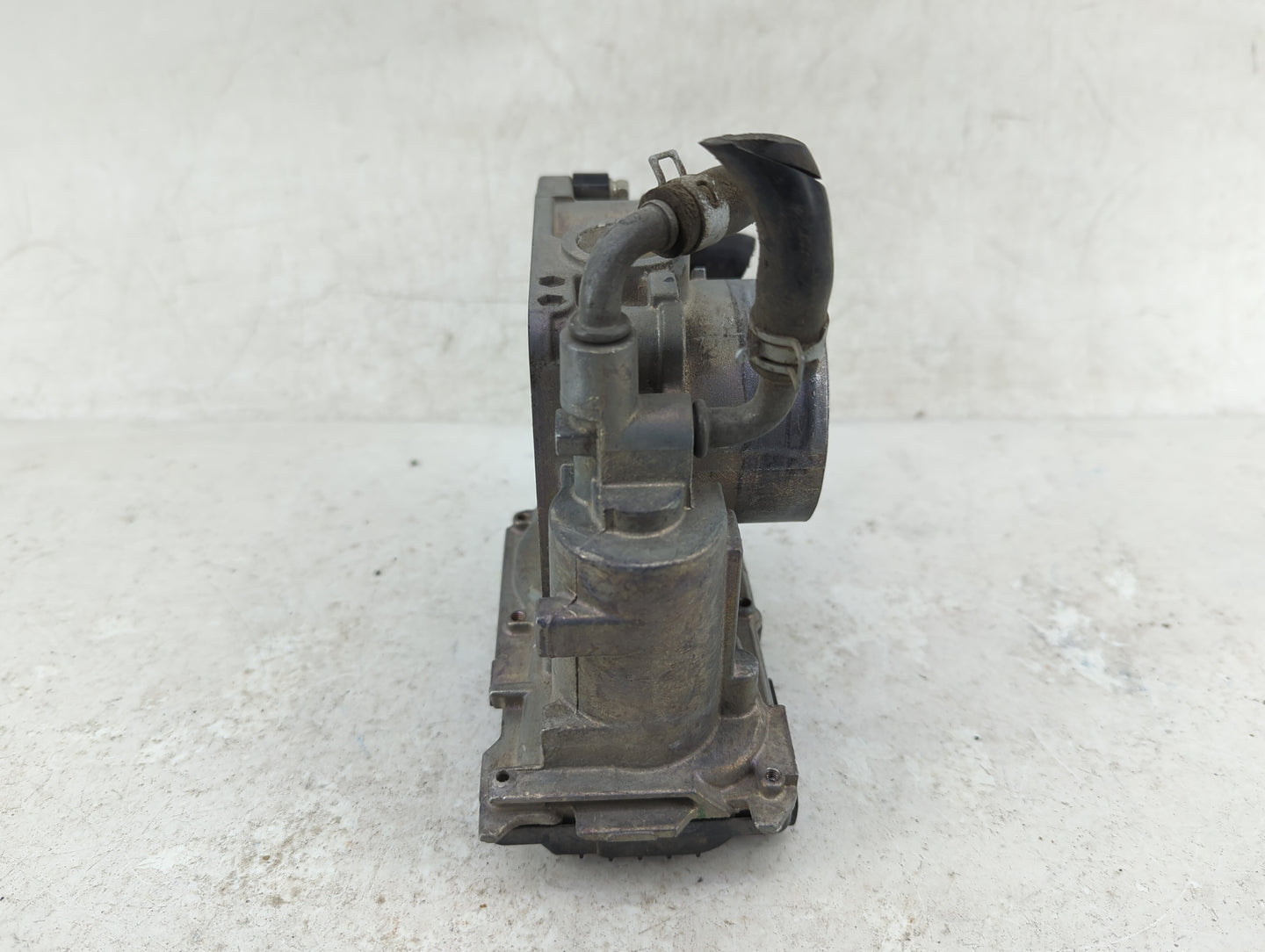 2013-2015 Acura Ilx Throttle Body Fits Fits 2012 2013 2014 2015 2016 2017 2018 2019 2020 2021 2022 OEM Used Auto Parts - Oem
