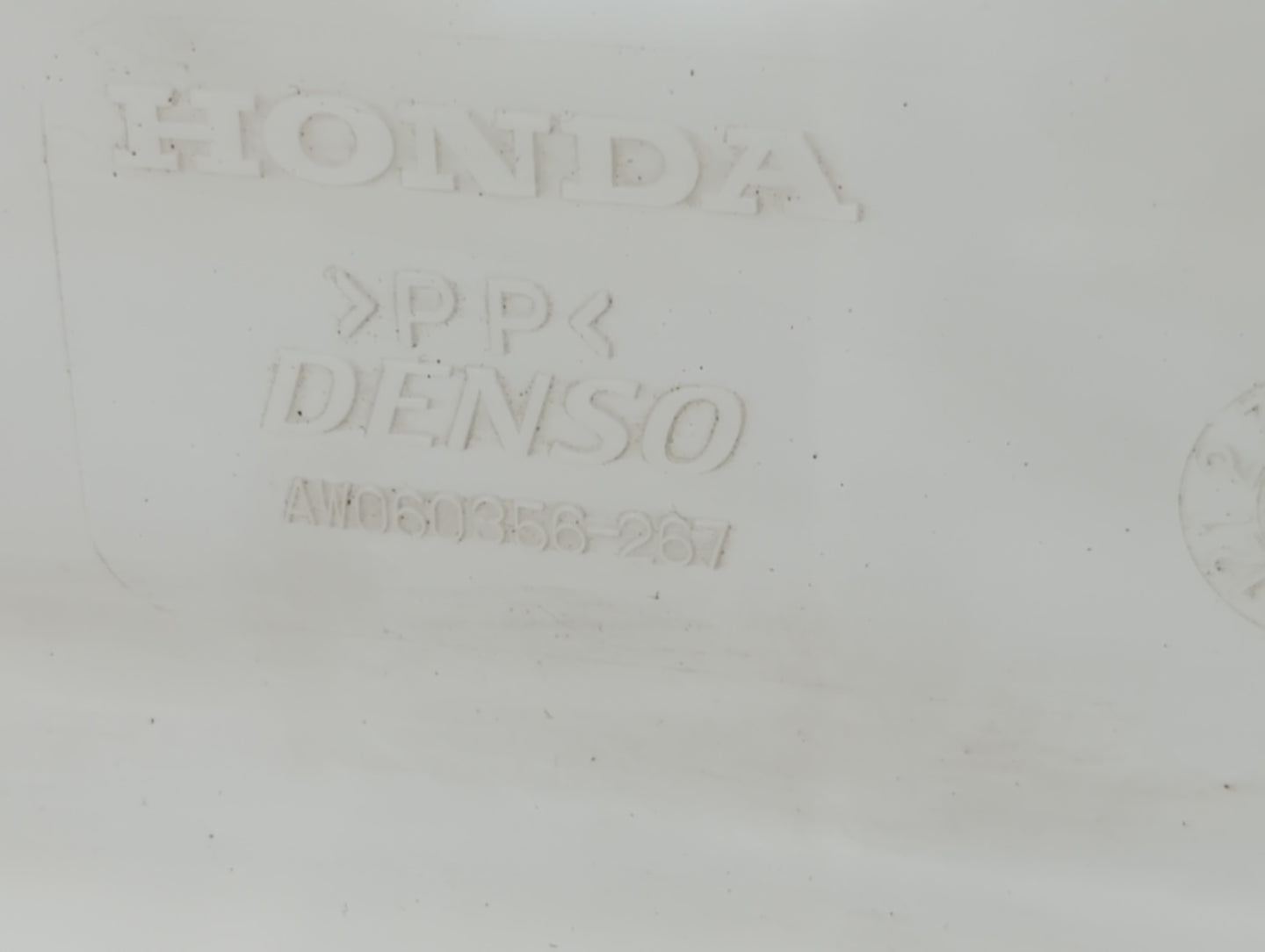 2013-2022 Acura Ilx Windshield Washer Fluid Reservoir Bottle Oem White - Oemusedautoparts1.com