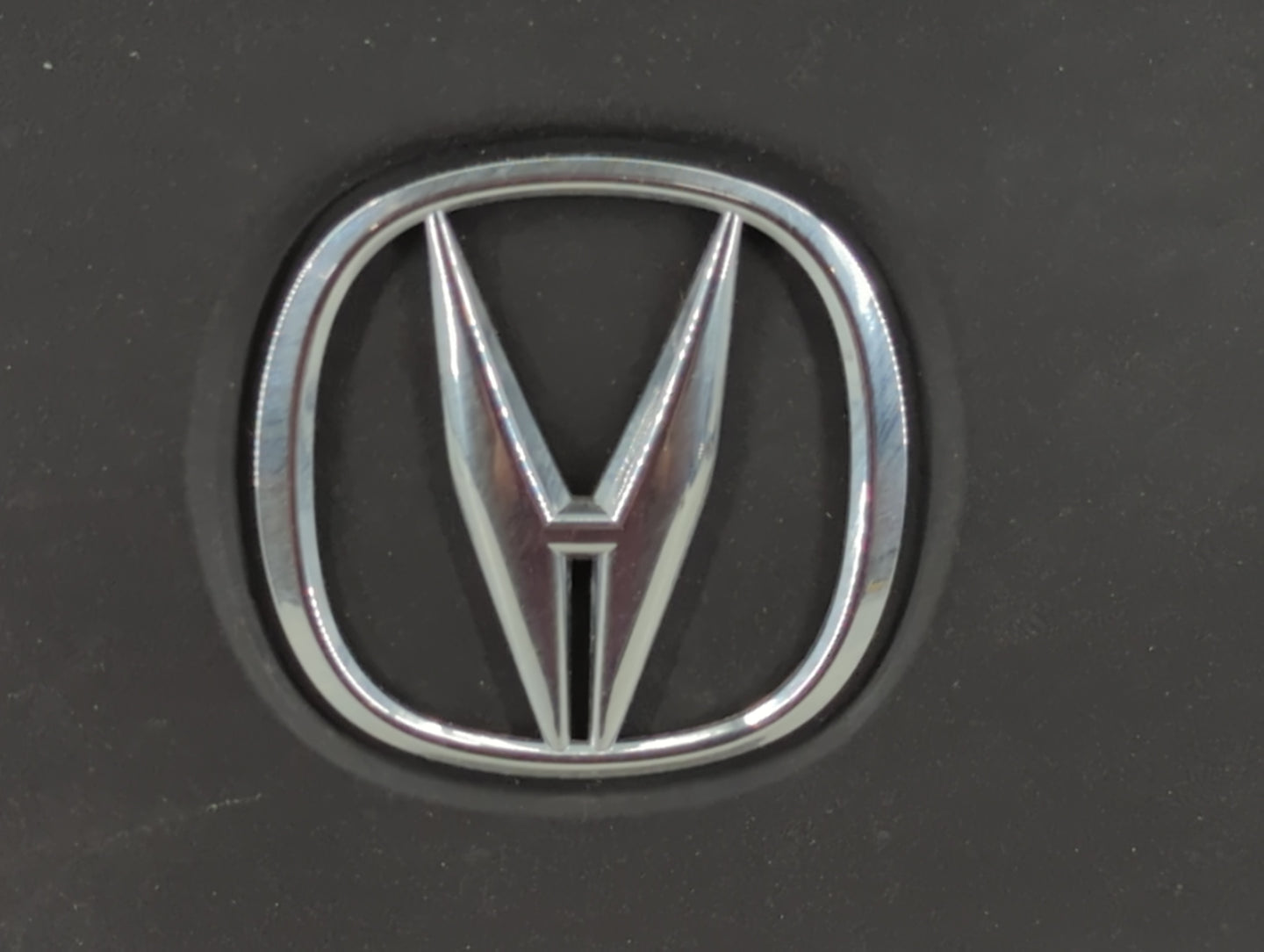 2013 Acura Rdx Engine Cover - Oemusedautoparts1.com