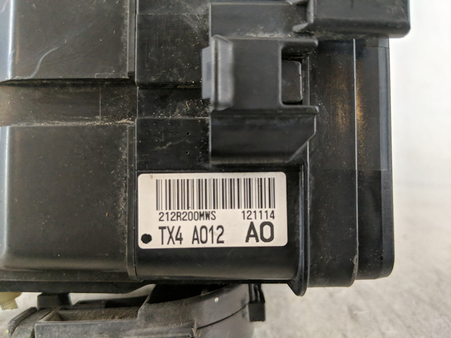 2013-2015 Acura Rdx Fusebox Fuse Box Panel Relay Module P/N:TX4A012AO Fits Fits 2013 2014 2015 OEM Used Auto Parts - Oemused