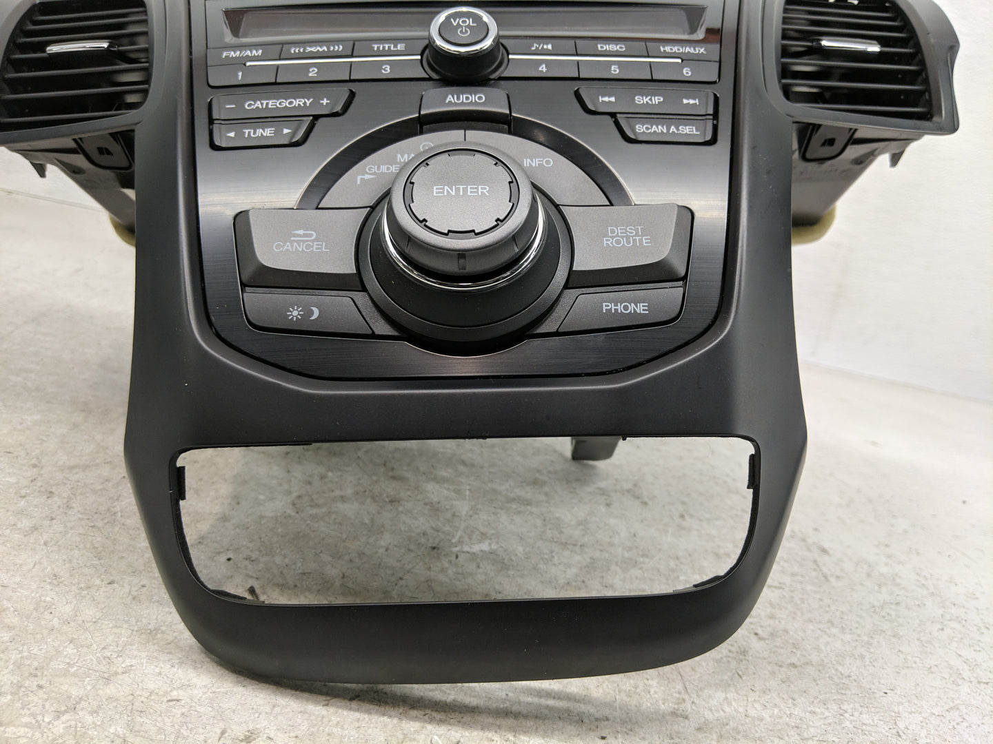 2013-2015 Acura Rdx Radio Control Panel - Oemusedautoparts1.com
