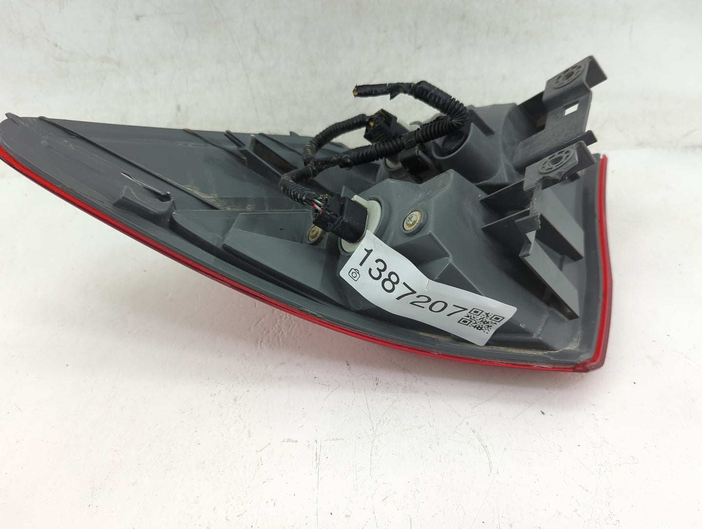 2013-2015 Acura Rdx Tail Light Assembly Driver Left OEM Fits Fits 2013 2014 2015 OEM Used Auto Parts - Oemusedautoparts1.com