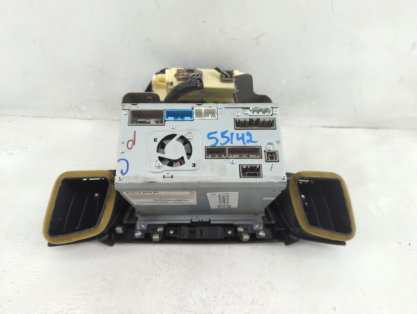 2013-2018 Acura Rdx Radio AM FM Cd Player Receiver Replacement P/N:39540-TX4-A011-M1 NXH-8118ZH Fits OEM Used Auto Parts - O