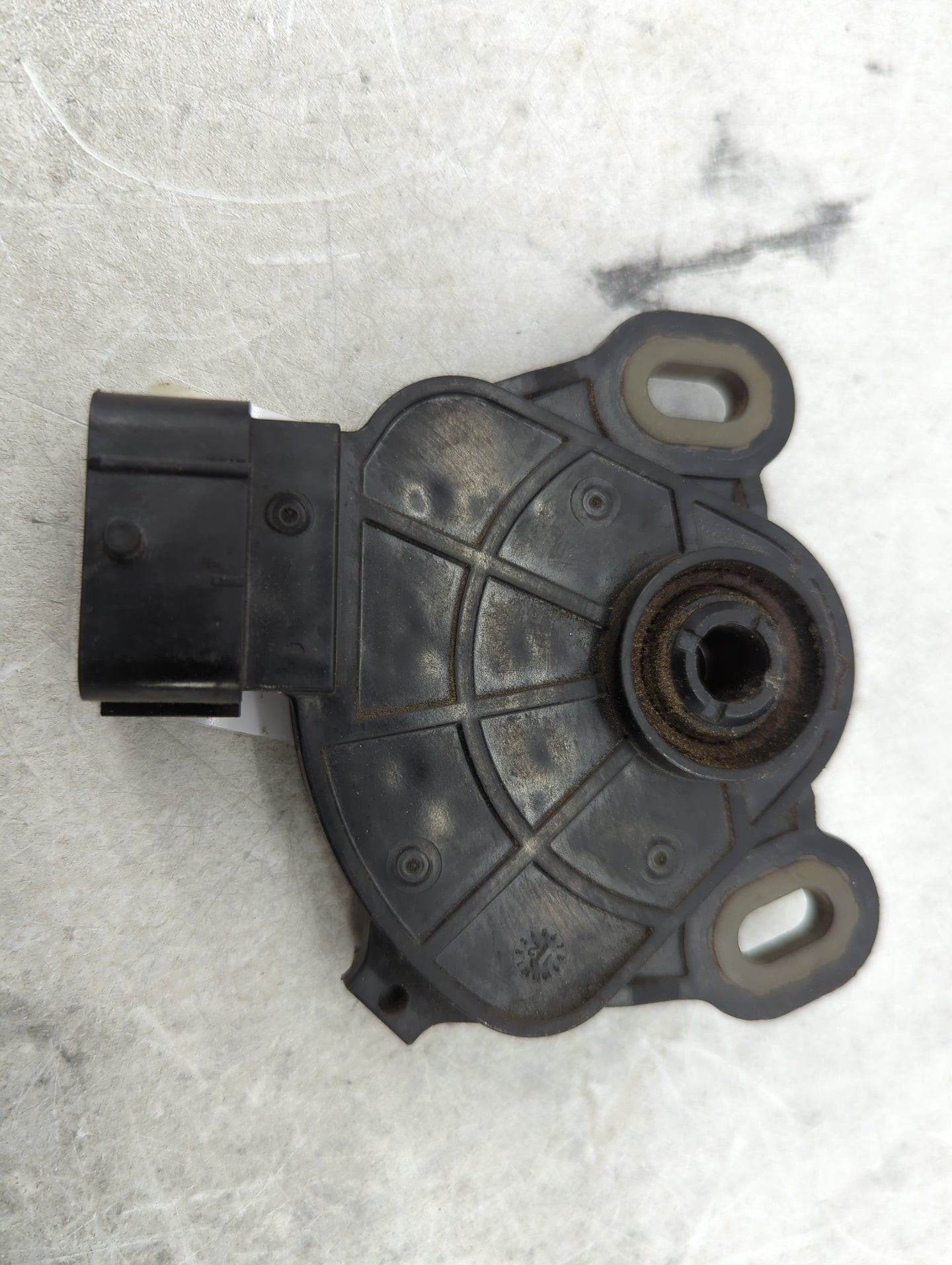 2013 Acura Rdx Body Control Module Bcm Inner Cabin Fuse Box - Oemusedautoparts1.com