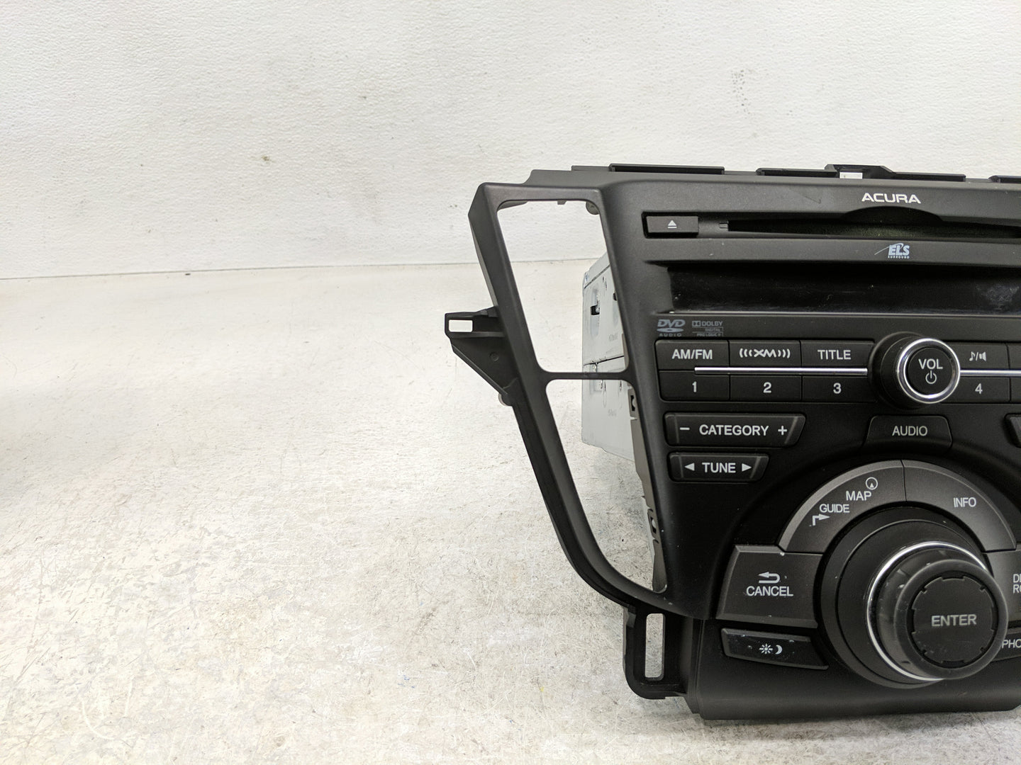 2013-2014 Acura Tl Radio AM FM Cd Player Receiver Replacement P/N:39100-TK4-A330 Fits Fits 2013 2014 OEM Used Auto Parts - O