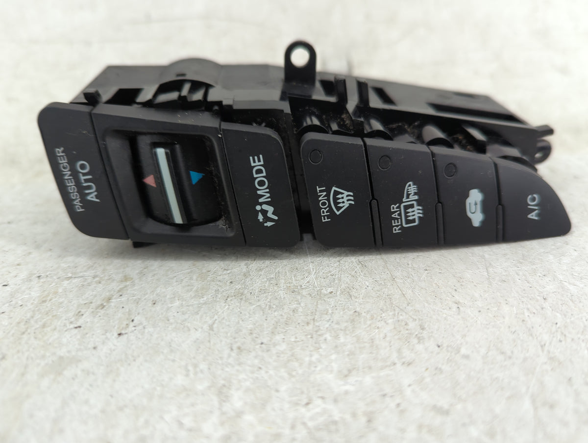 2009-2014 Acura Tl Ac Heater Climate Control Tn5f7166grh1 - Oemusedautoparts1.com