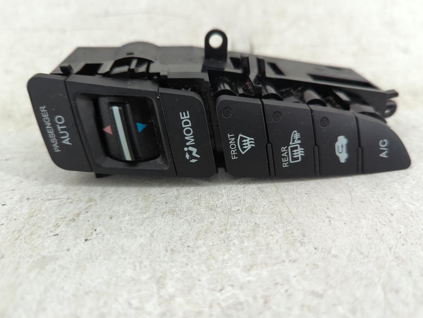 2009-2014 Acura Tl Ac Heater Climate Control Tn5f7166grh1 - Oemusedautoparts1.com