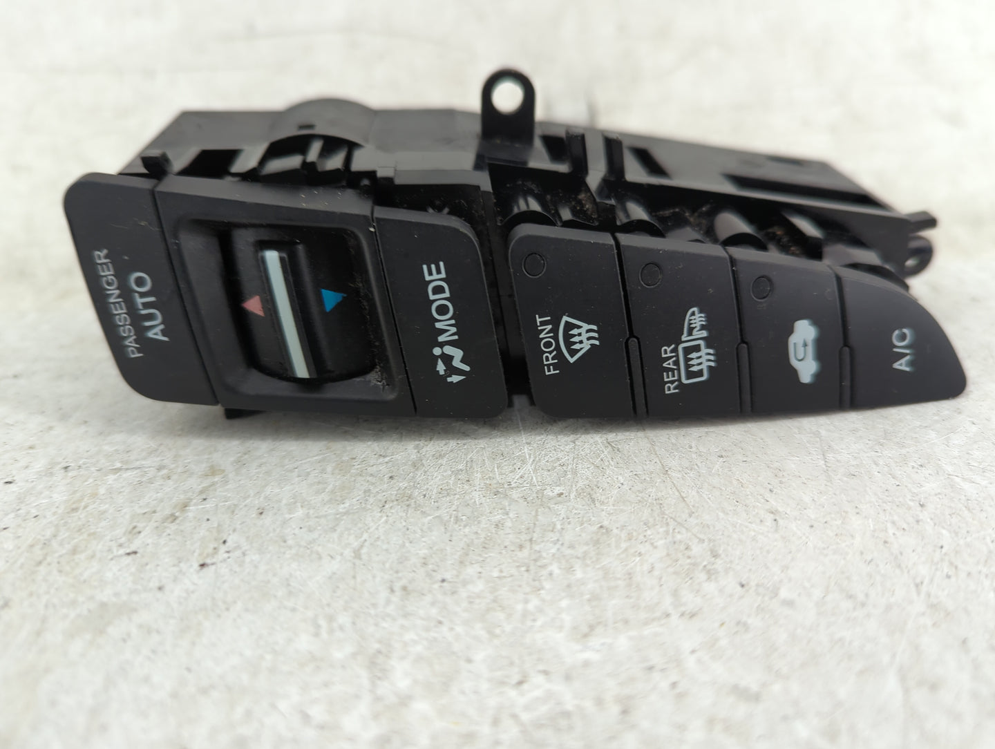 2009-2014 Acura Tl Ac Heater Climate Control Tn5f7166grh1 - Oemusedautoparts1.com