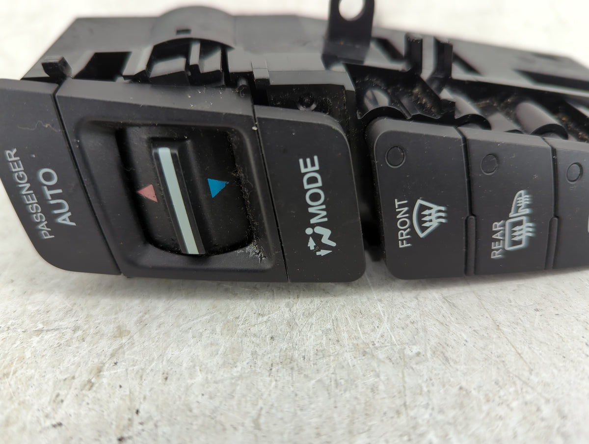 2009-2014 Acura Tl Ac Heater Climate Control Tn5f7166grh1 - Oemusedautoparts1.com