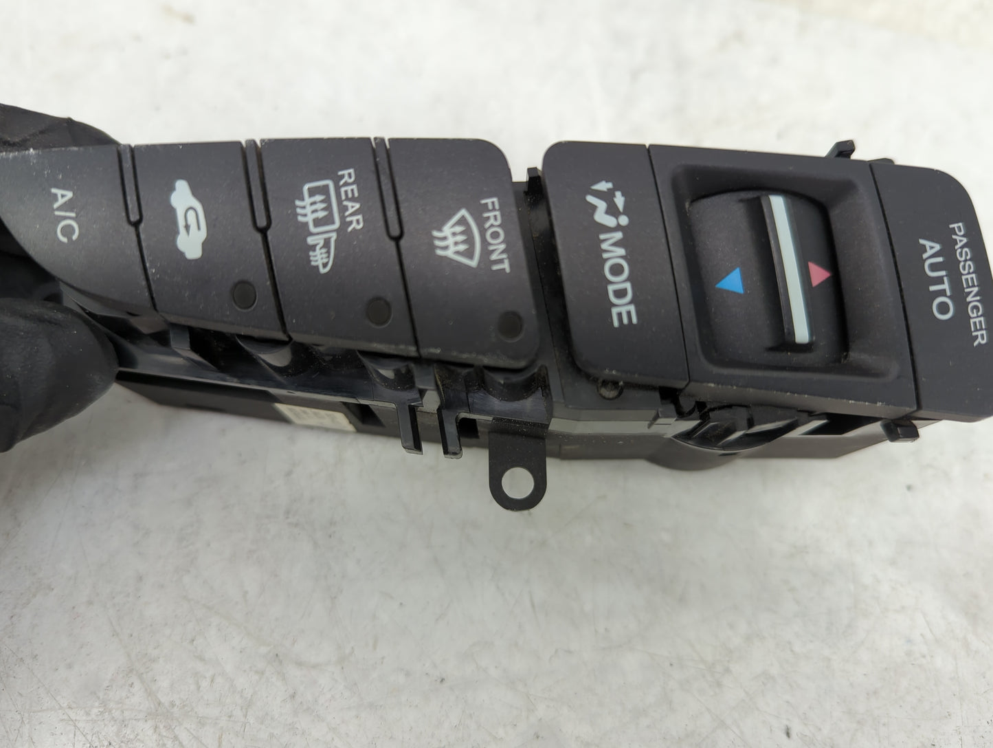 2009-2014 Acura Tl Climate Control Module Temperature AC/Heater Replacement P/N:TN5F7166GRH1 Fits OEM Used Auto Parts - Oemu