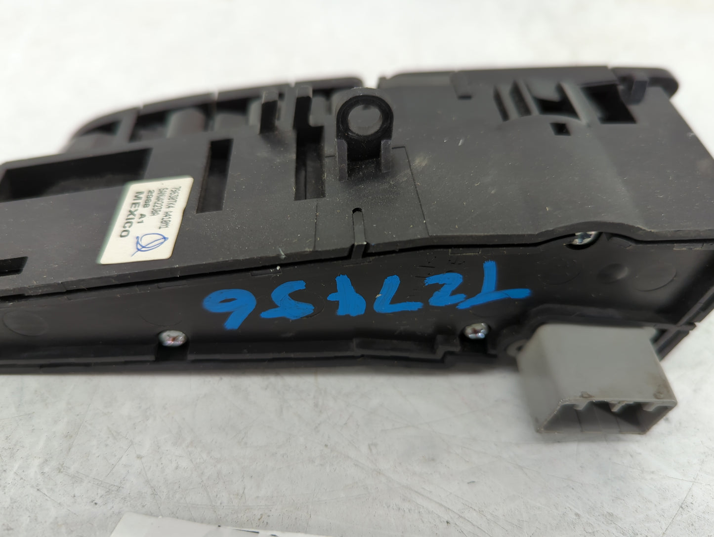 2009-2014 Acura Tl Climate Control Module Temperature AC/Heater Replacement P/N:TN5F7166GRH1 Fits OEM Used Auto Parts - Oemu