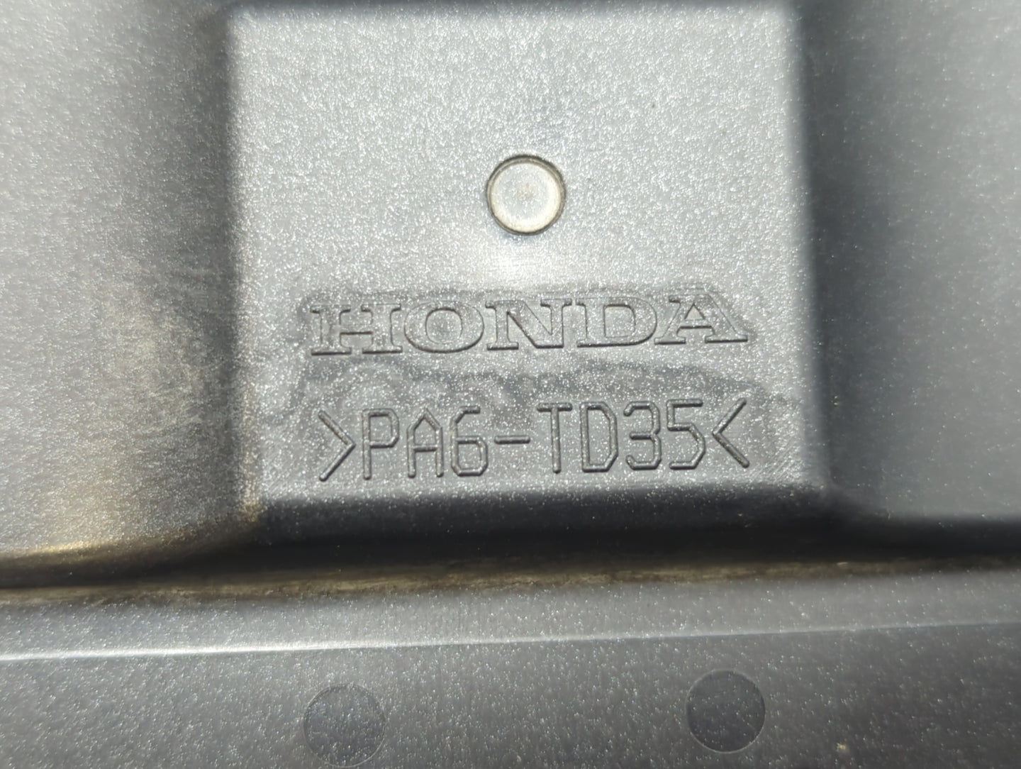 2013 Acura Tsx Engine Cover - Oemusedautoparts1.com