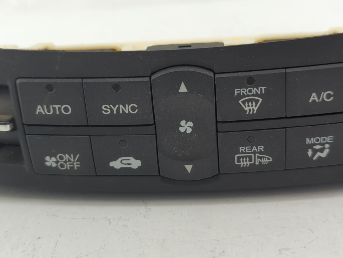2011-2014 Acura Tsx Climate Control Module Temperature AC/Heater Replacement P/N:BK19 Fits Fits 2011 2012 2013 2014 OEM Used