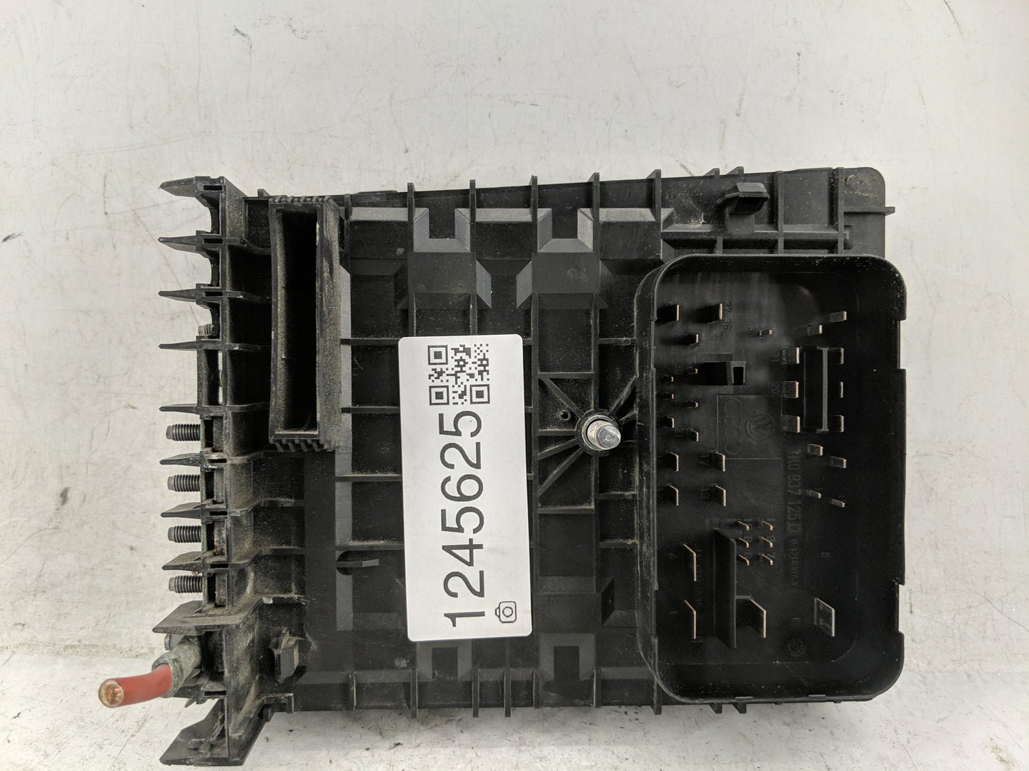 2006-2013 Audi A3 Fusebox Fuse Box Panel Relay Module P/N:1K0 937 132 F Fits OEM Used Auto Parts - Oemusedautoparts1.com