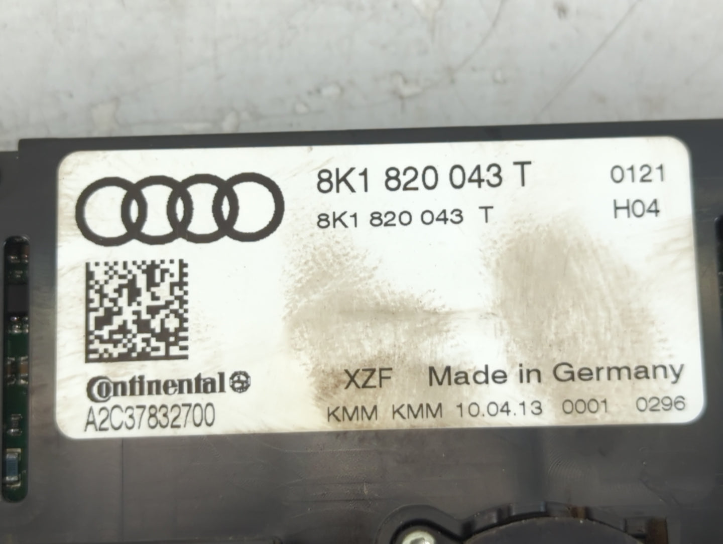 2013-2016 Audi A4 Climate Control Module Temperature AC/Heater Replacement P/N:8K1 820 043T Fits Fits 2013 2014 2015 2016 20