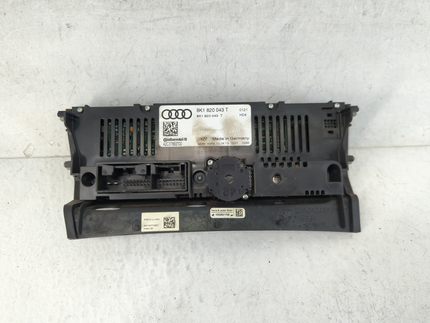 2013-2016 Audi A4 Climate Control Module Temperature AC/Heater Replacement P/N:8K1 820 043T Fits Fits 2013 2014 2015 2016 20